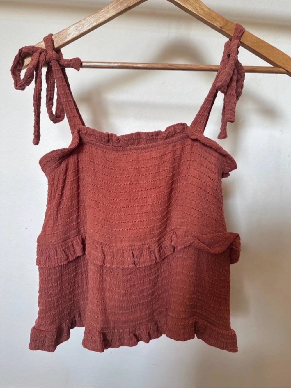 Le Lis Rust-Tone Tie-Shoulder Ruffle Camisole